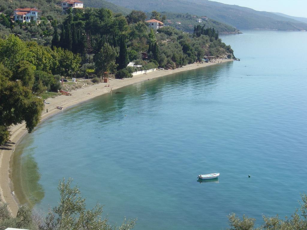 Beachfront Home For 8, Kalifteri Beach, Áfissos Dış mekan fotoğraf