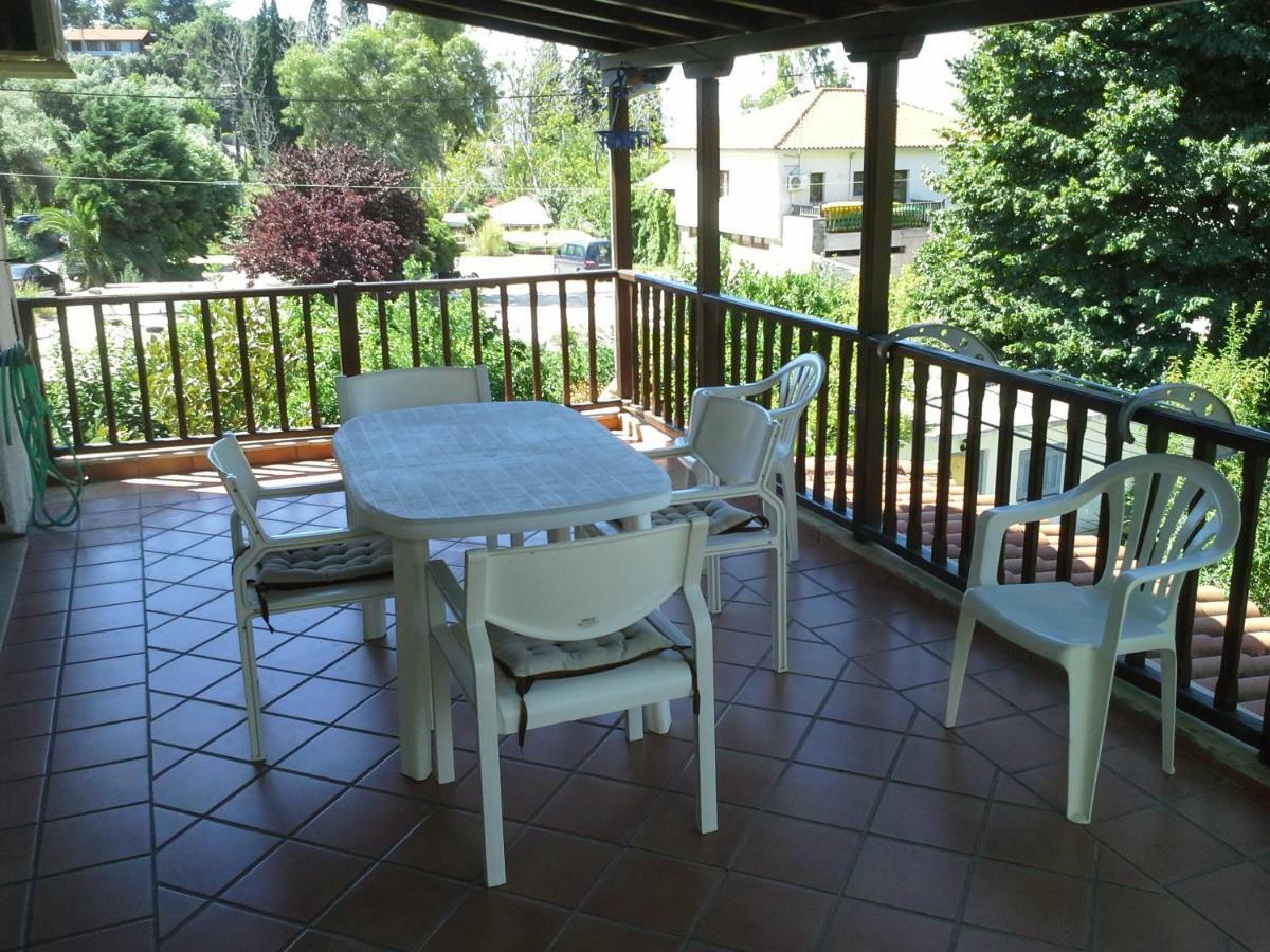 Beachfront Home For 8, Kalifteri Beach, Áfissos Dış mekan fotoğraf